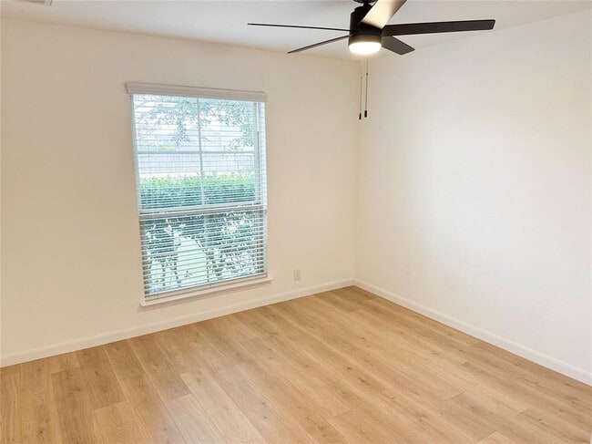 Building Photo - 1437 April Meadows Loop