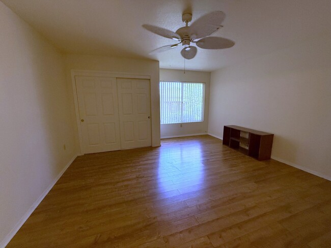 Building Photo - SUN CITY 55+ COMMUNITY - TWO BEDROOM TOWNH...