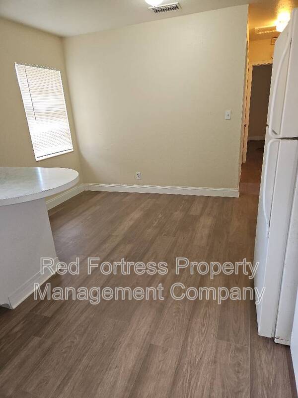 Building Photo - 4555 Jersey Rd