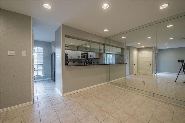 Building Photo - 5626 Preston Oaks Rd