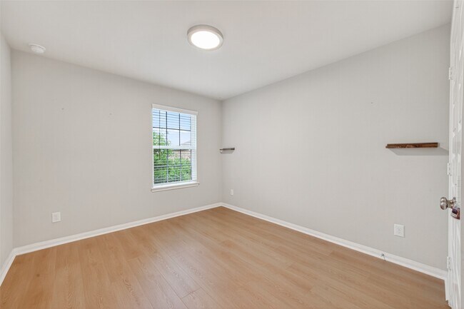 Building Photo - 11215 Pavonia Creek Ct