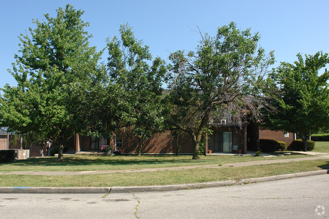 Building Photo - 1242 Village Dr