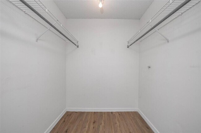 Building Photo - 126 Dahlia Village Cir