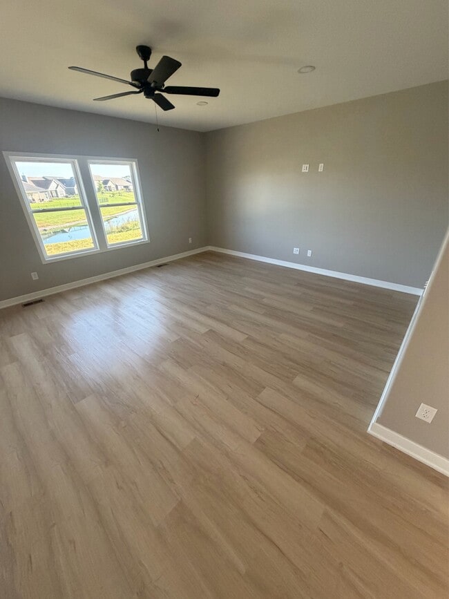 Building Photo - 1216 Switchfoot Dr