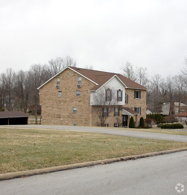 6340 Saint Andrews Dr 6340 Saint Andrews Dr Canfield OH 44406