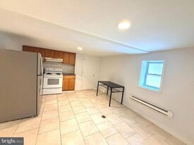 Building Photo - 6631 Erdrick St