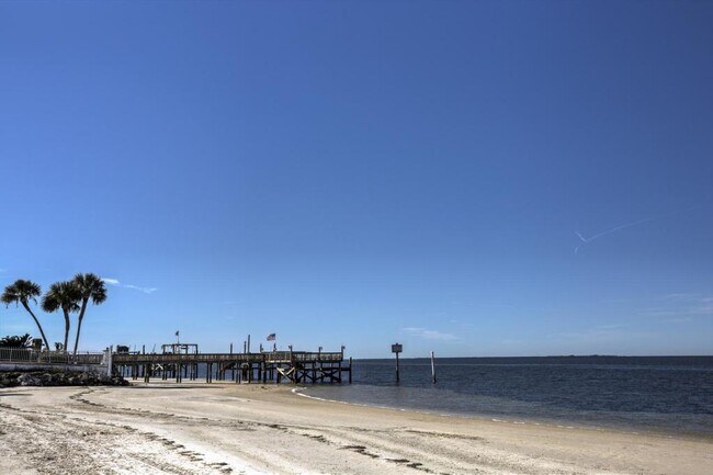 Building Photo - 4632 Marine Pkwy