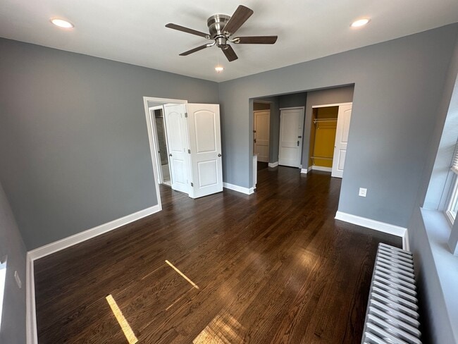 Building Photo - 2501 W Cullom Ave
