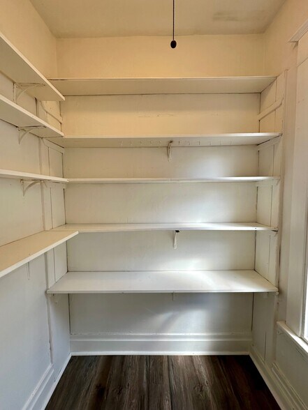 Walk-In Pantry - 227 N Humboldt Ave N
