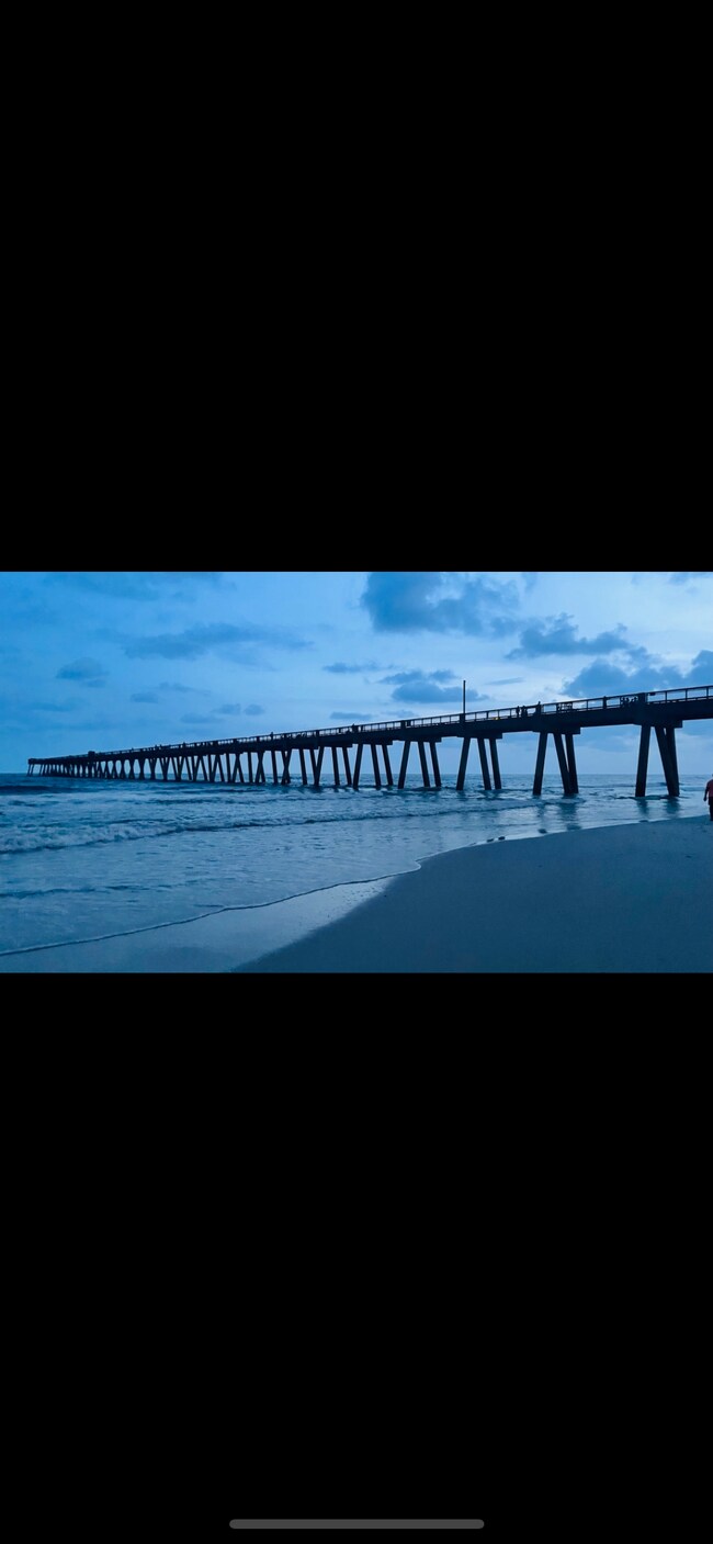 Building Photo - 8522 Gulf Blvd