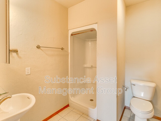 Building Photo - 2618 NW 50th St