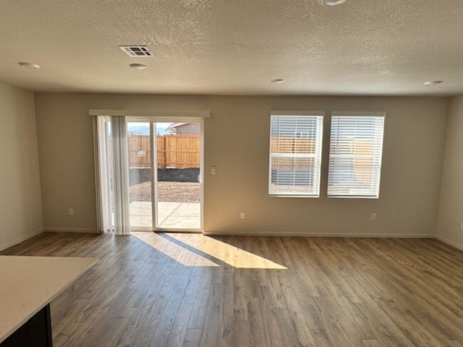 Building Photo - BRAND NEW 4 BEDROOM HOUSE W/ UPGRADES
