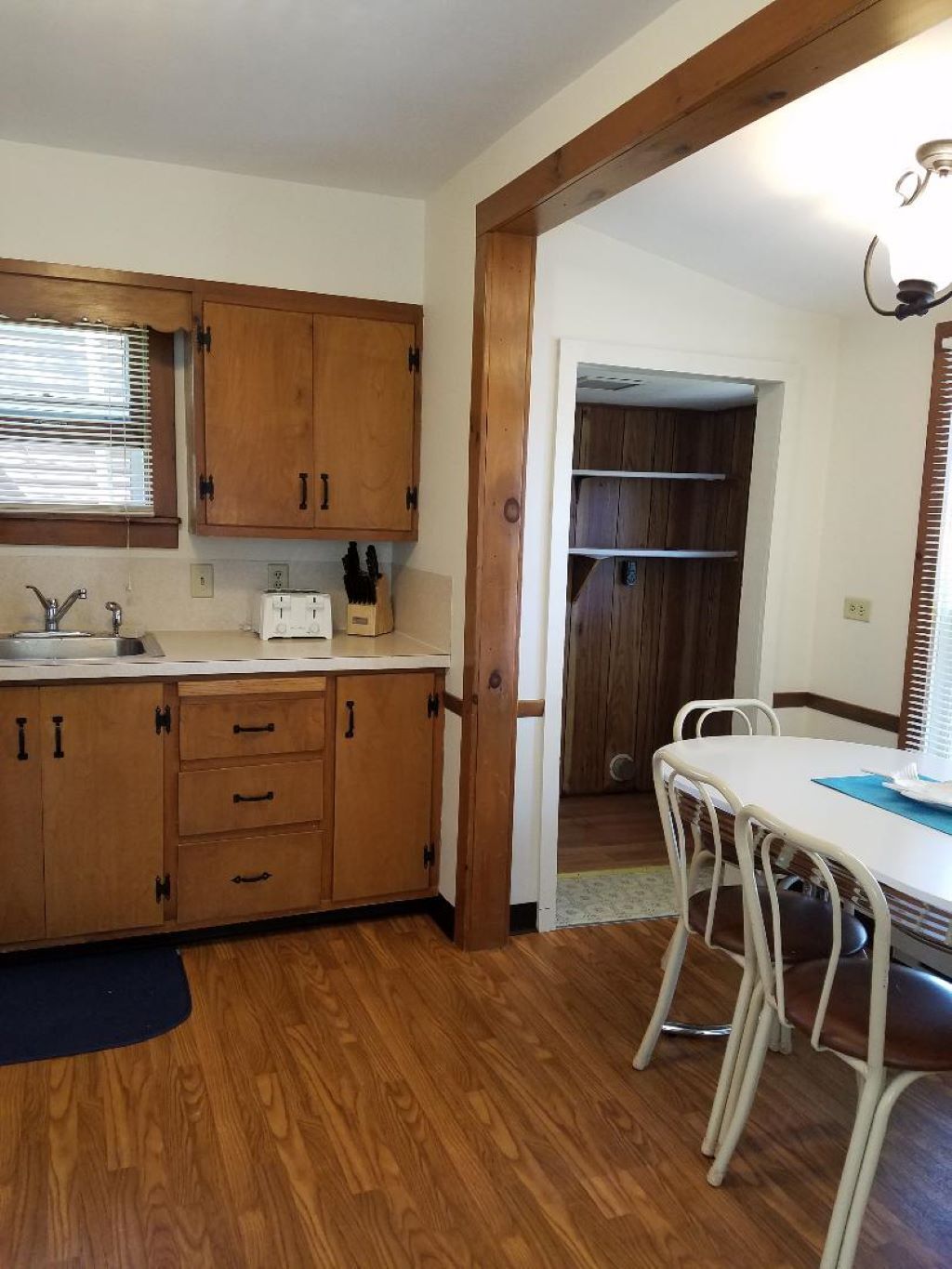 Kitchen eating area & laundry room - 18 Jay Rd E