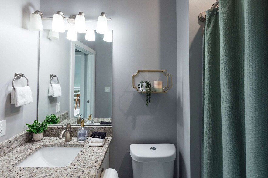 Building Photo - 117 Spring St