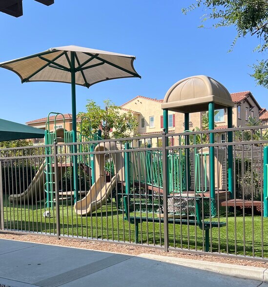 Building Photo - 23 Quinn Way