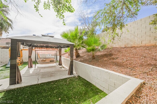 Building Photo - 109 Elegante Way