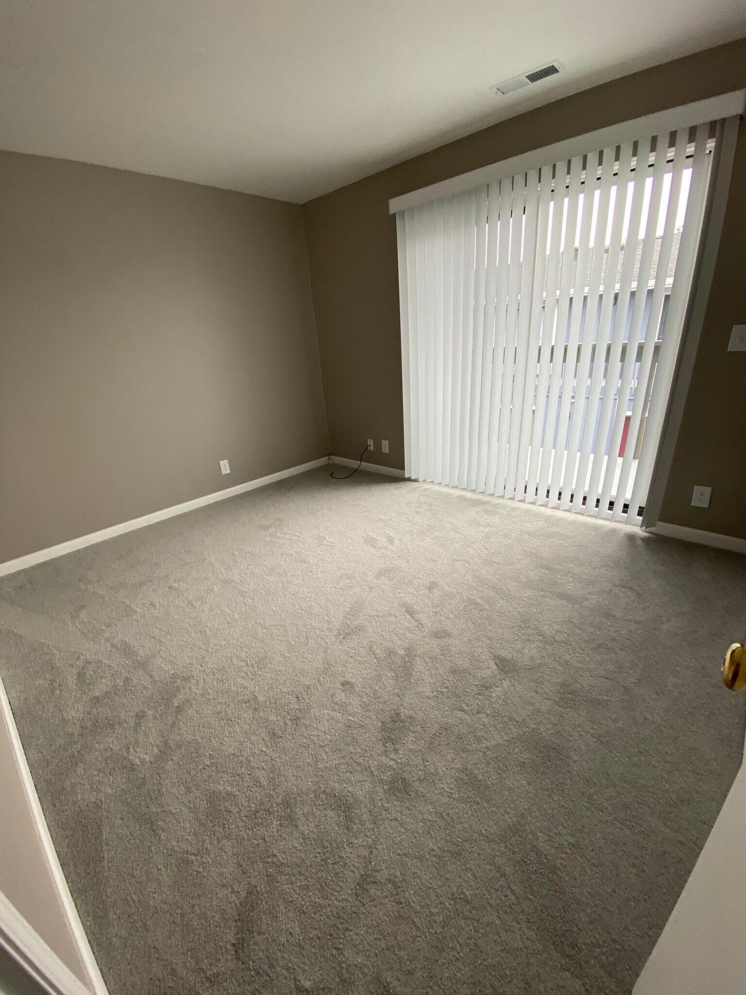 Another view of top west facing bedroom - 443 Willow Ave
