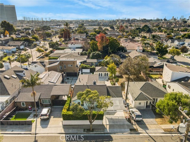 Building Photo - 1524 E Mariposa Ave