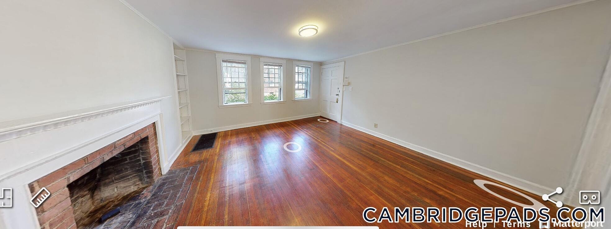 Building Photo - 38 Gibson St