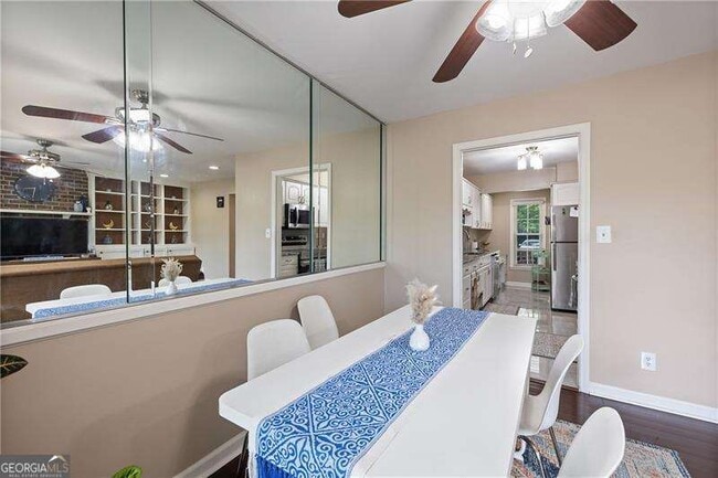 Building Photo - 2674 Farmstead Rd