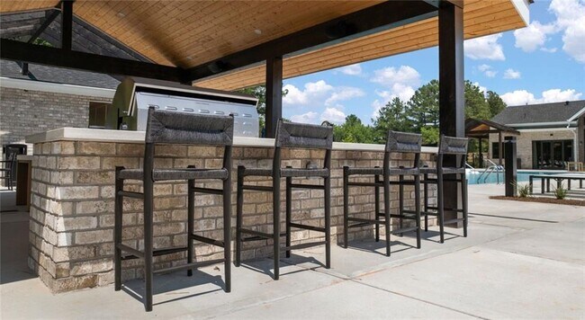 Building Photo - 661 Buxton Drive