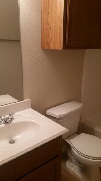 Building Photo - 312 Wrangler Ln