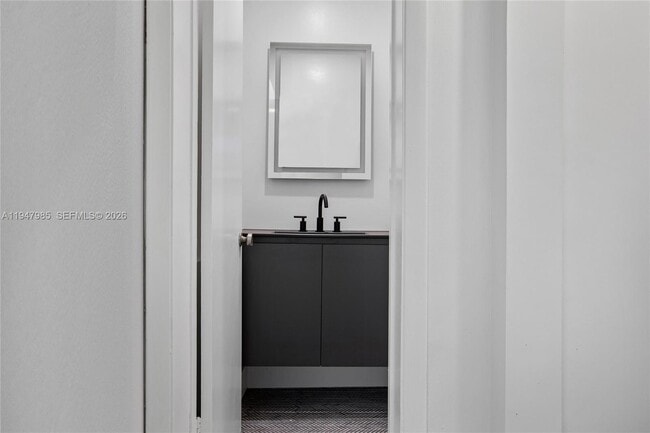 Building Photo - 4530 Jefferson Ave