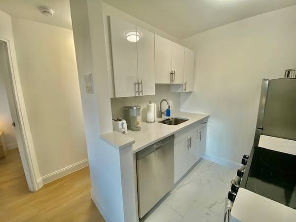 Building Photo - 30 2nd St