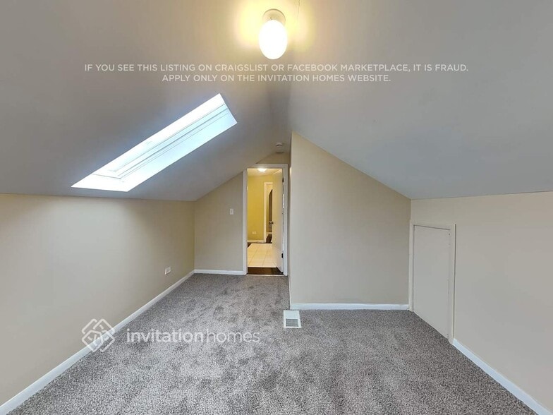 Building Photo - 2728 Wesley Ave