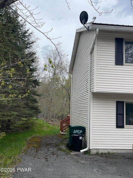 Building Photo - 8407 Porcupine Dr