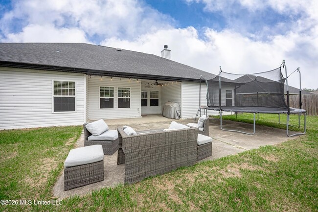 Building Photo - 15208 Lisa Dr