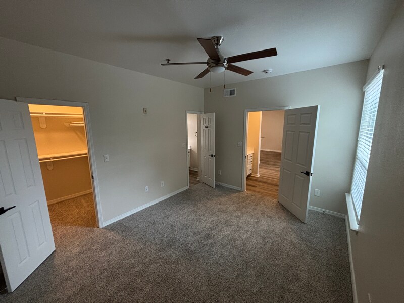 Building Photo - 250 S Stagecoach Trail