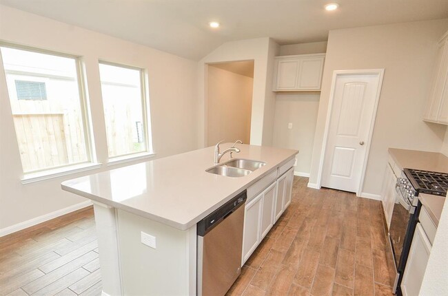Building Photo - 21622 Calico Bush Trail
