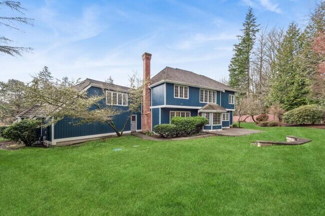 Primary Photo - 4 bedroom in Redmond WA 98053