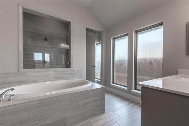 Building Photo - 2933 Saltwood Ct
