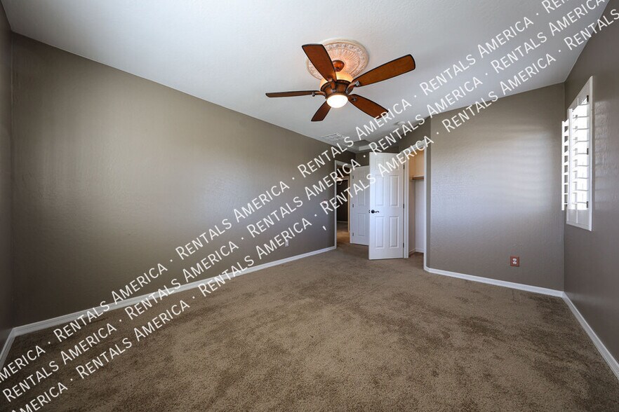 Building Photo - 26462 N 165th Dr