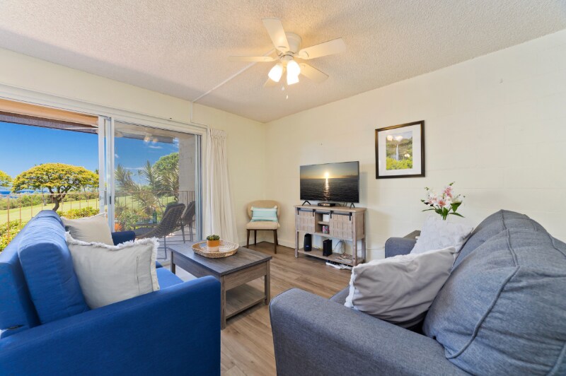 Building Photo - 78-7030-7030 Ali‘i Dr