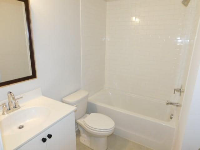 Building Photo - 139 Pacer Pl