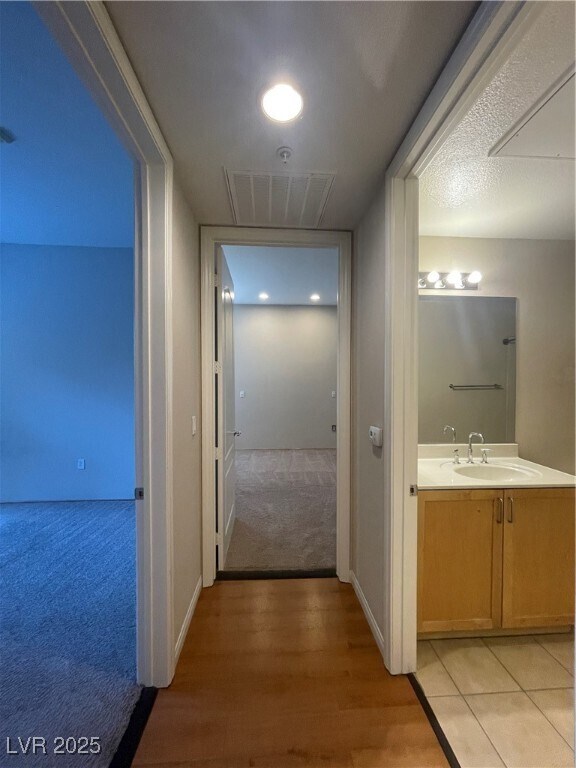 Building Photo - 68 E Serene Ave