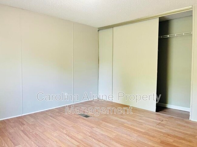 Building Photo - 3822 Towery Rd
