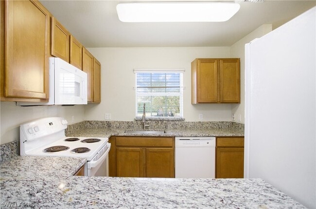 Building Photo - 9089 Gervais Cir