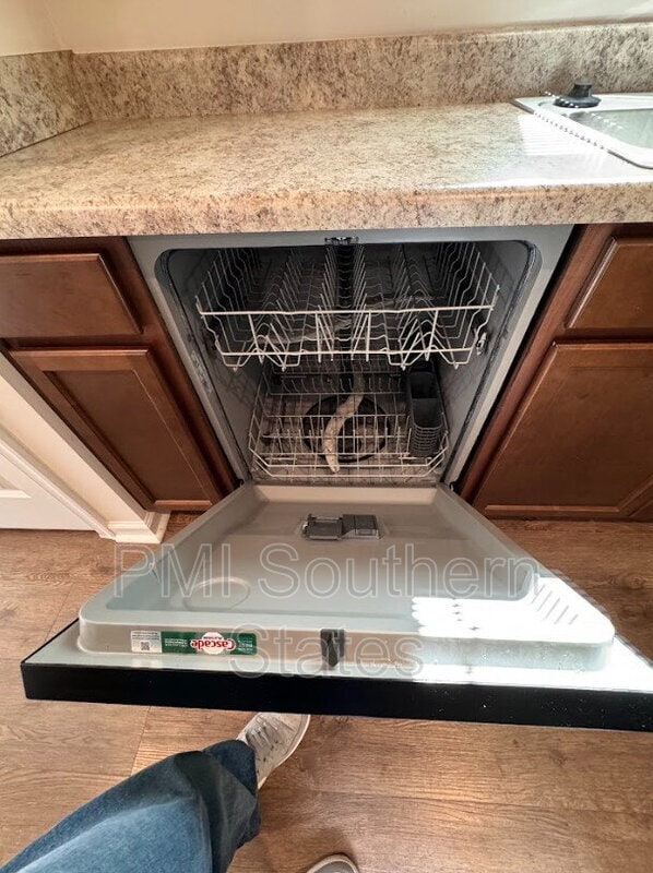 Building Photo - 926 Shakespeare Dr