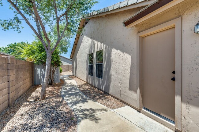 Building Photo - 19108 N 65th Ave