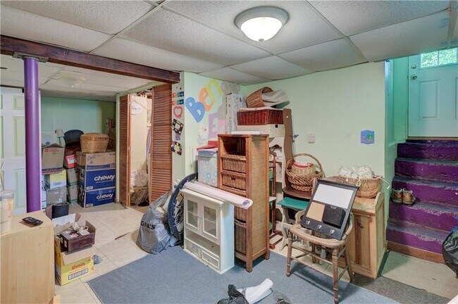 Building Photo - 127 Foote St