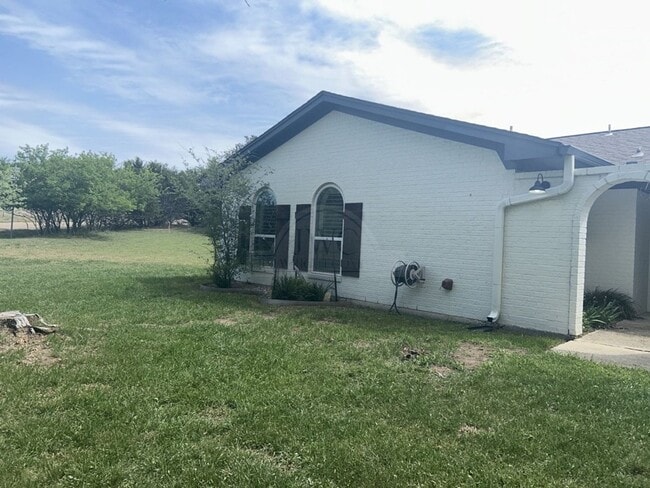 Building Photo - 2807 Brinegar Rd