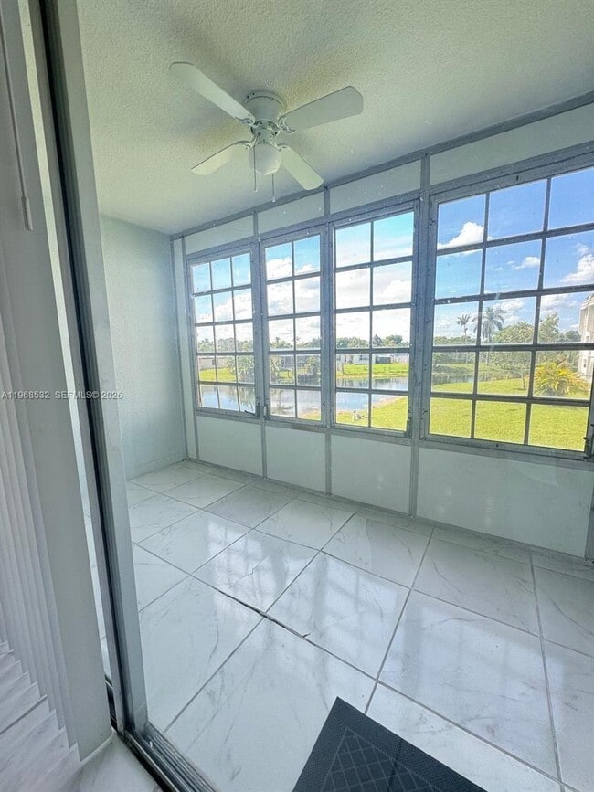 Building Photo - 8135 Sunrise Lakes Blvd