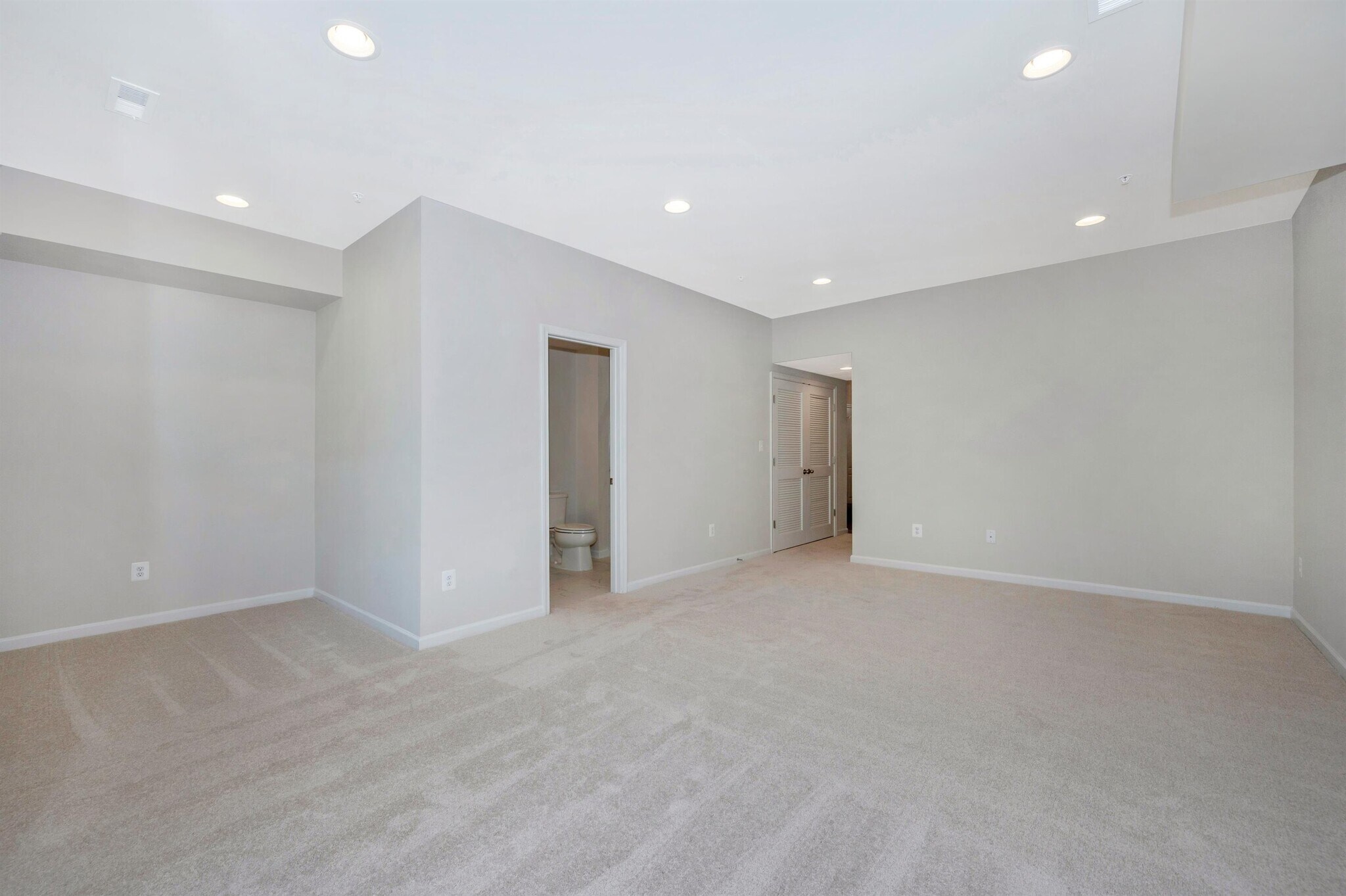 Building Photo - 23 Chester Ct