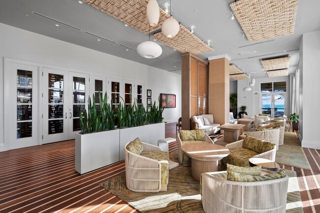 Building Photo - 3800 N Ocean Dr