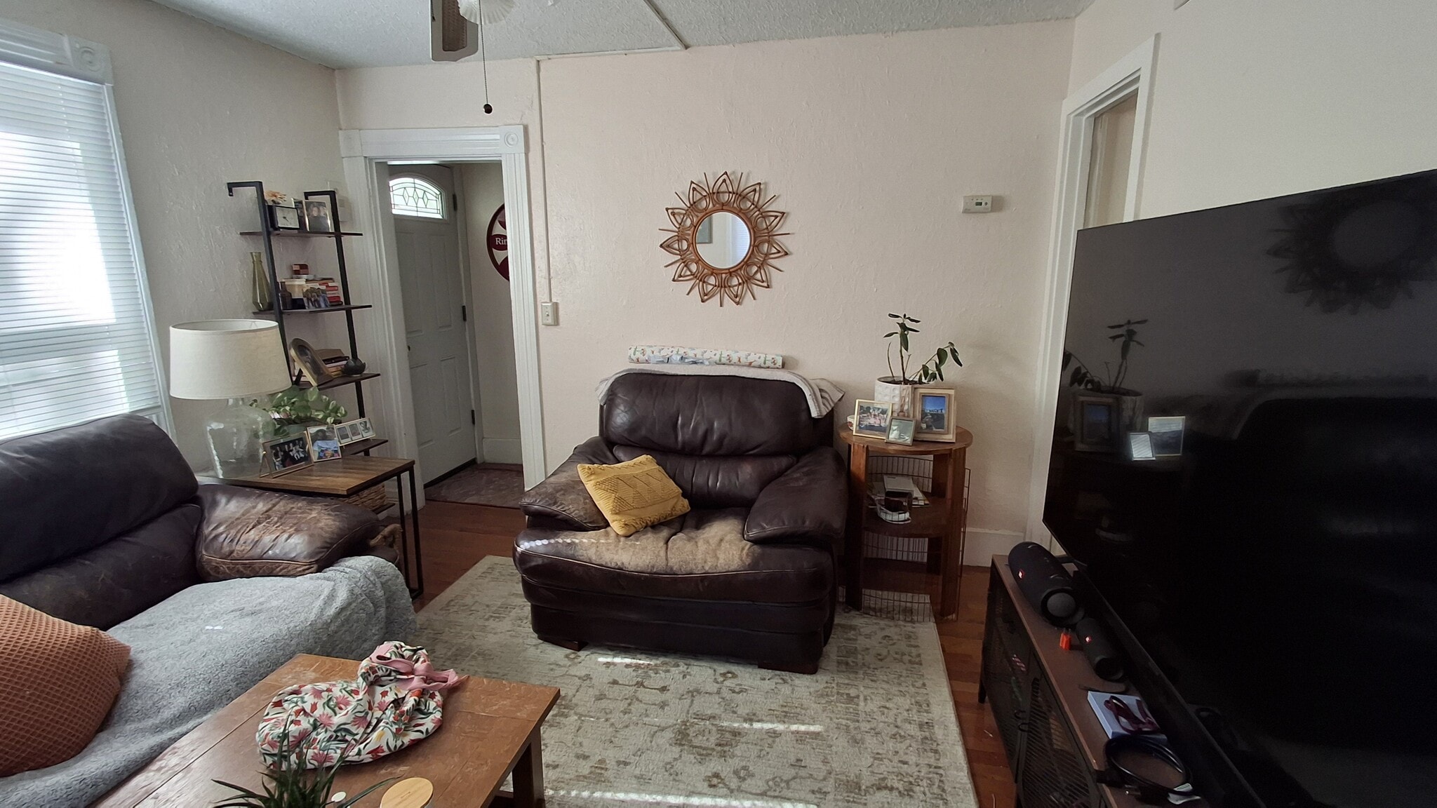 Building Photo - 1330 Vermont St