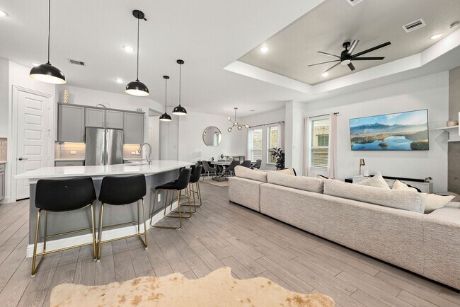 Building Photo - 31611 Donoso Dr